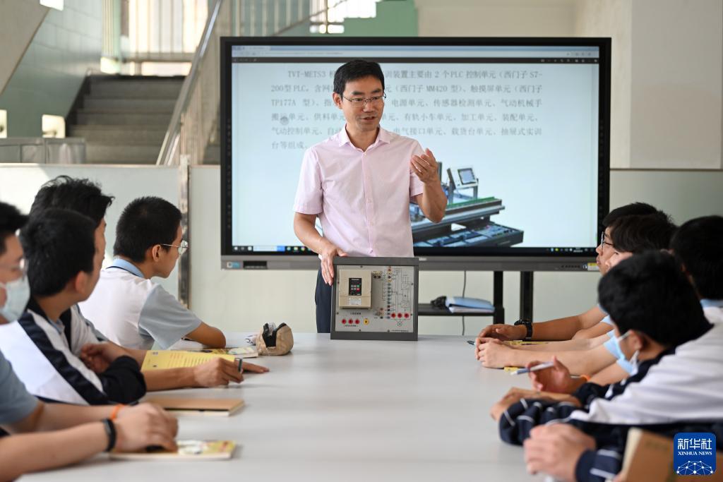 必富游戏lg